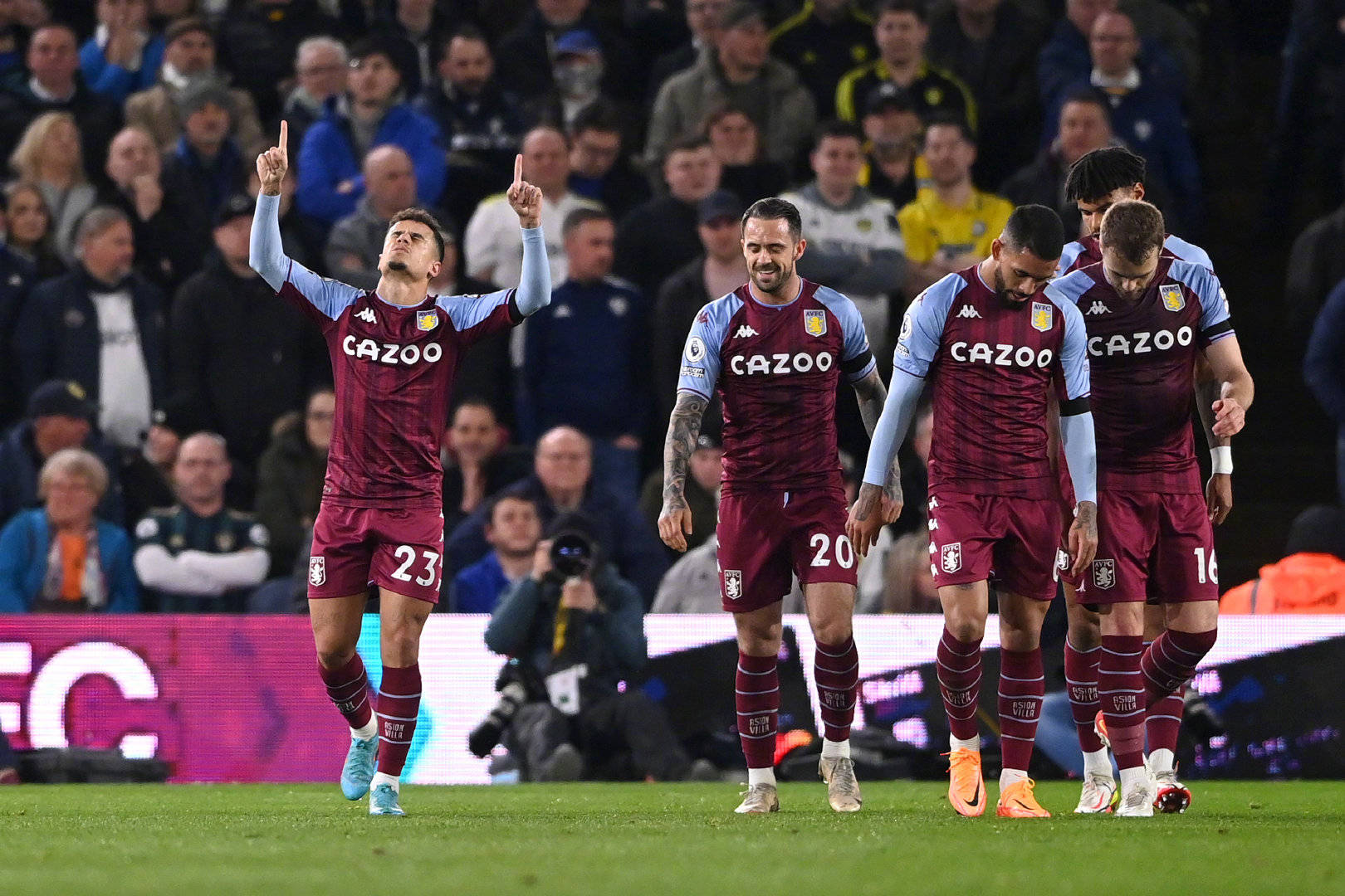 而且减轻了 而且减轻了