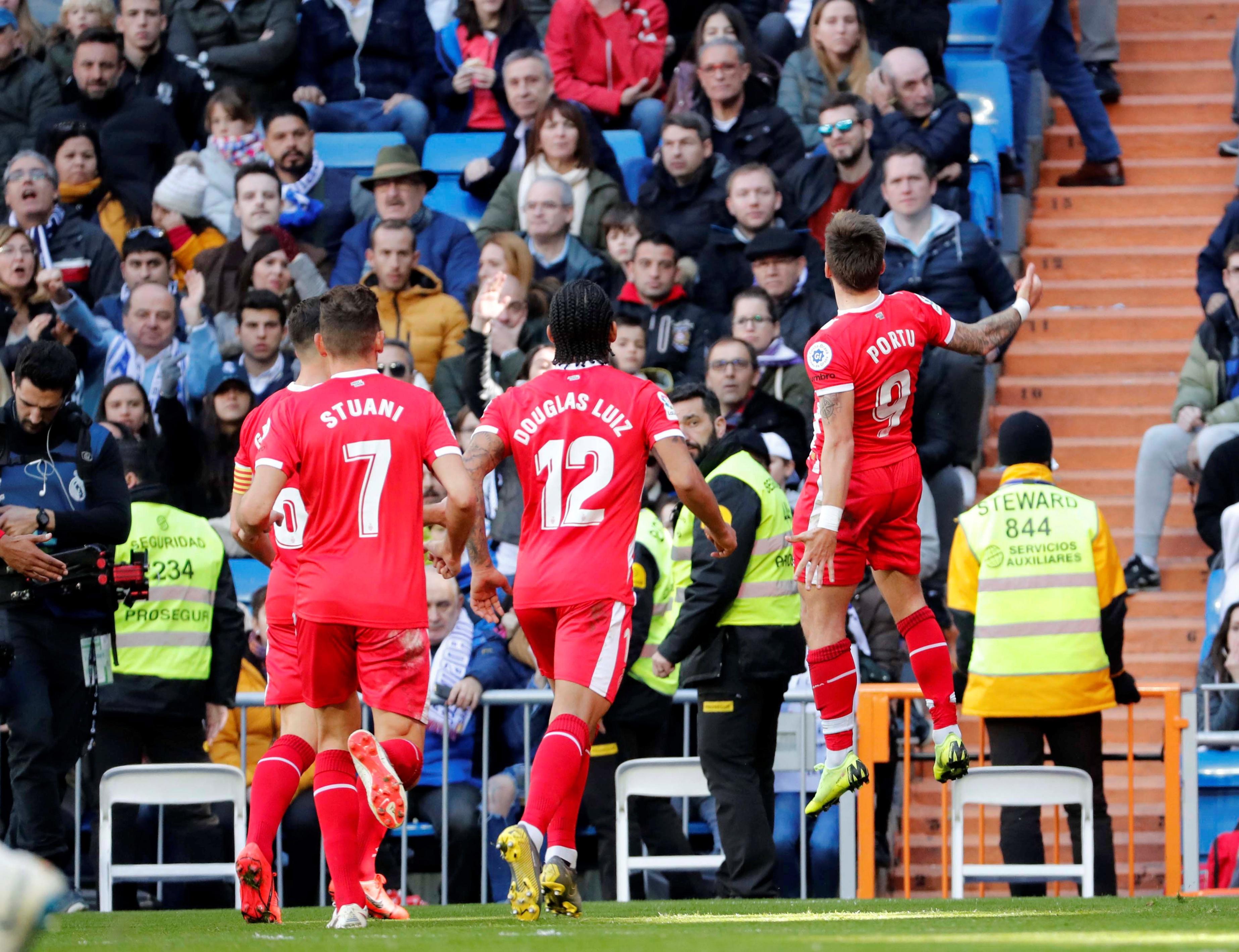 教前景充满 教前景充满